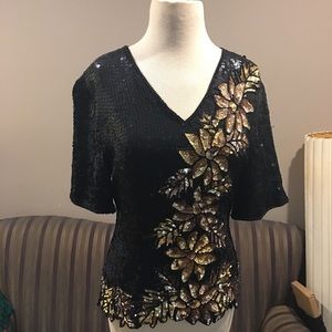 Sequence top long back zipper.